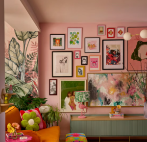 How to Build a Coastal Gallery Wall That Feels Collected, Not Cluttered