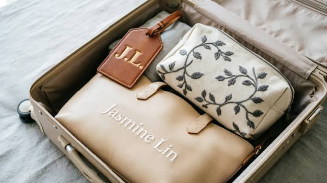 How to Choose a Personalized Travel Bag for Short Getaways