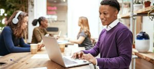 How to Search for Jobs Through Professional Communities